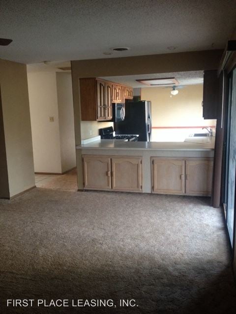 Building Photo - 2549 Sharondale Dr