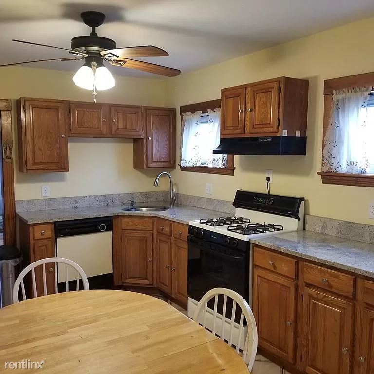 Building Photo - 2 br, 1 bath Apartment - 27 Linden Ave