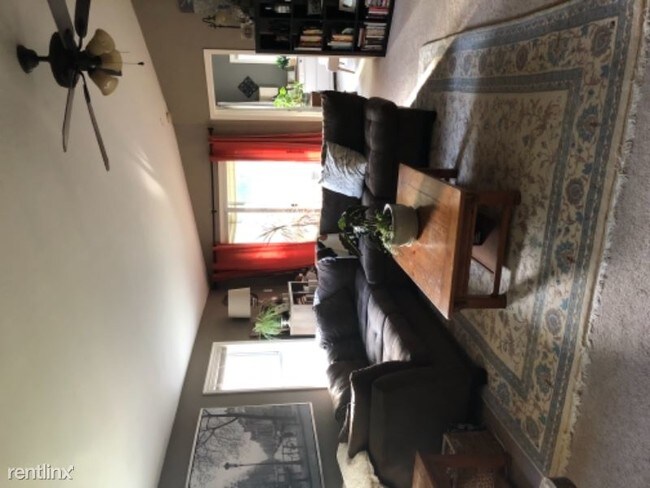 Foto del edificio - 2 br, 1 bath Apartment - 58