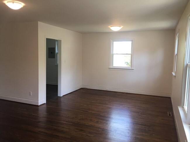 Building Photo - 2101 Ruffin St