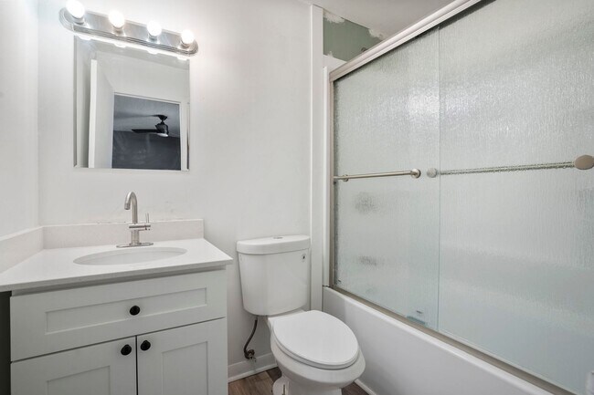 Foto del edificio - 28 S Williams St