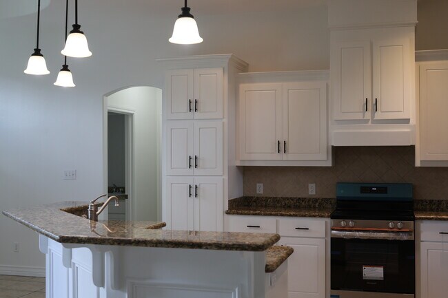 Foto del edificio - 904 Shawnee Bend Rd