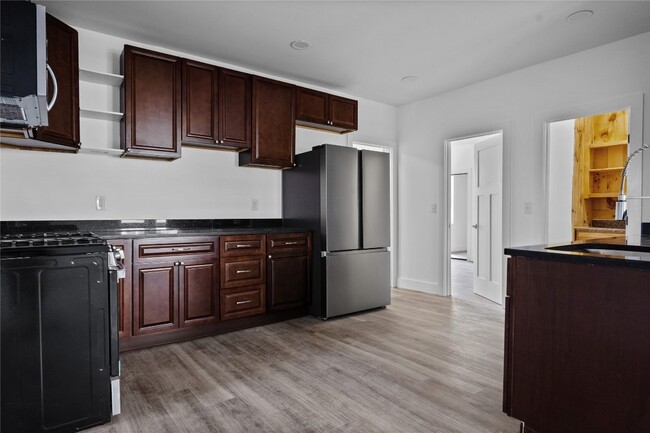 Foto del edificio - 416 Oak Hill Ave