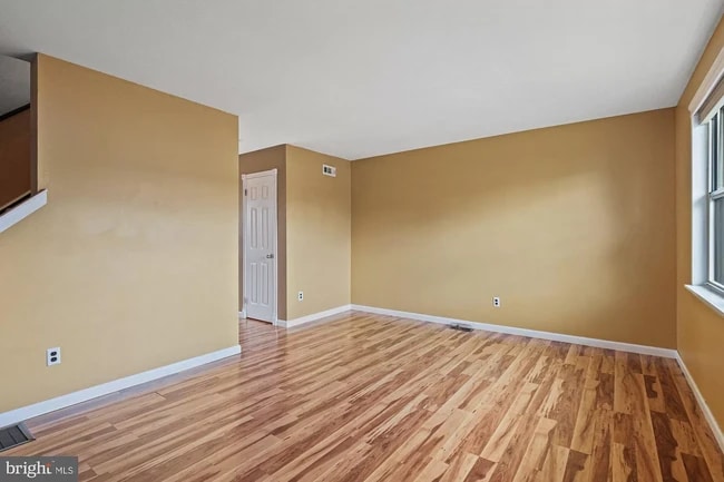 Living room view from entry - 1 Dogwood Ln