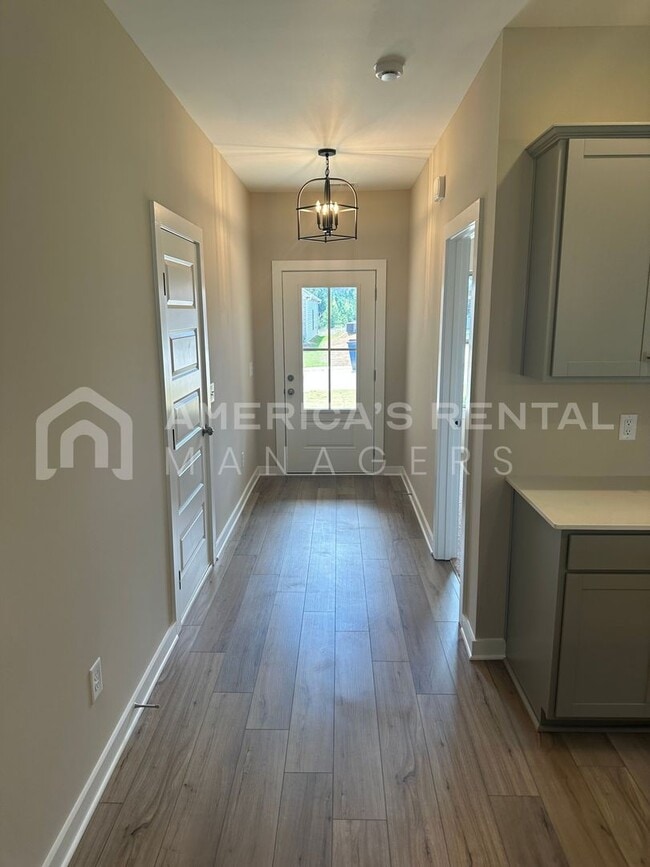 Building Photo - Home for Rent in Bessemer, AL!!!