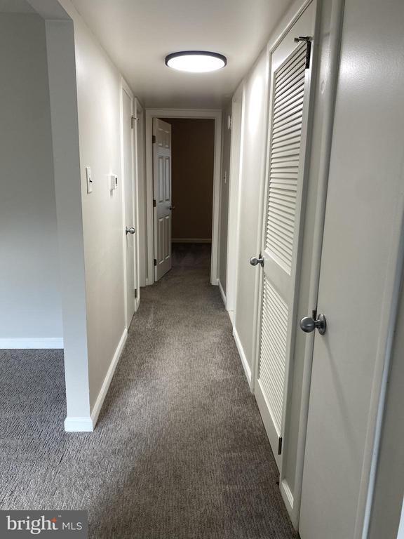 14 Chelsea Cir Unit A19, Clementon, NJ 08021 Room for Rent in