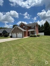 Building Photo - 201 Lost Tree Ln