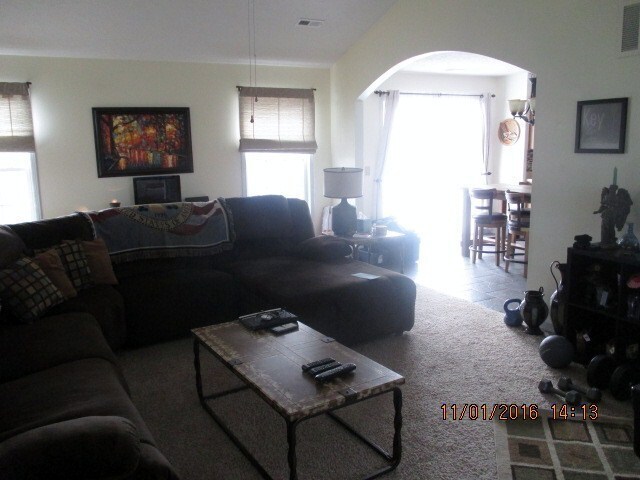 Foto del edificio - Great 1 Level Living!