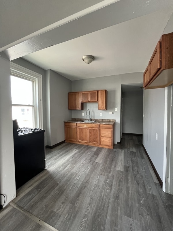 Foto del edificio - 662 Second Avenue Apt 2