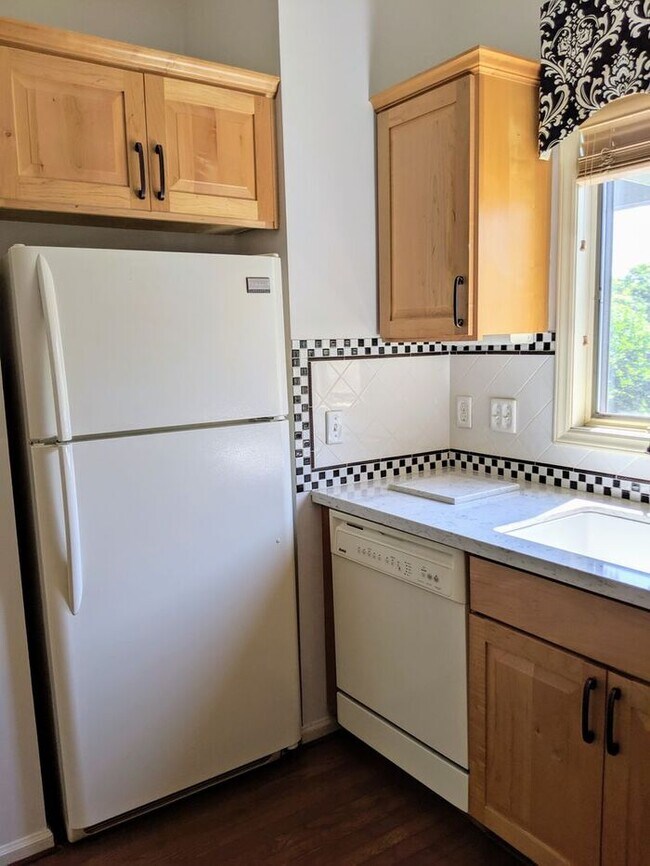 Foto del edificio - Condo Rental in Great Asheville Location!