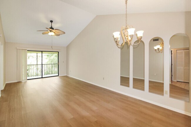 Foto del edificio - Golfview Annual Condo for Rent