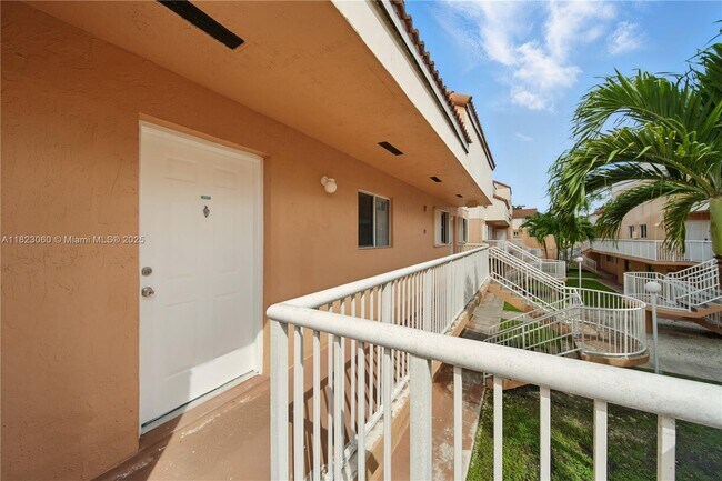 Foto del edificio - 14907 SW 80th St