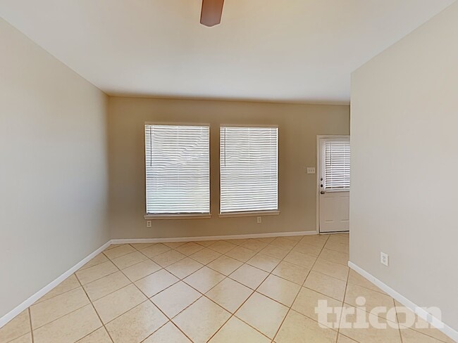 Building Photo - 21147 Sprouse Cir