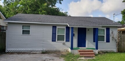 Building Photo - 6518 Gainesville St