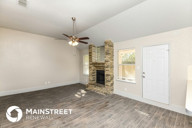 Building Photo - 914 Pierce Arrow Dr