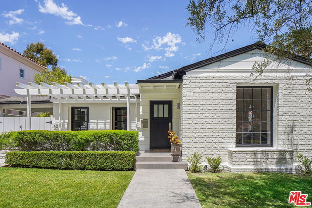 Building Photo - 423 15th St