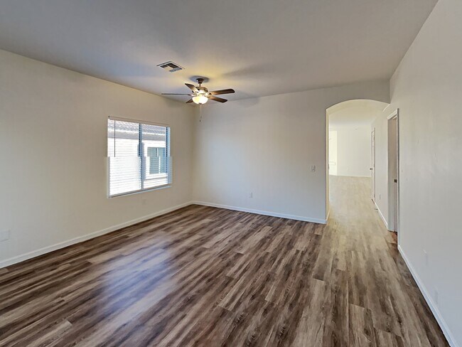 Building Photo - 14471 S Camino Presidio Rosa