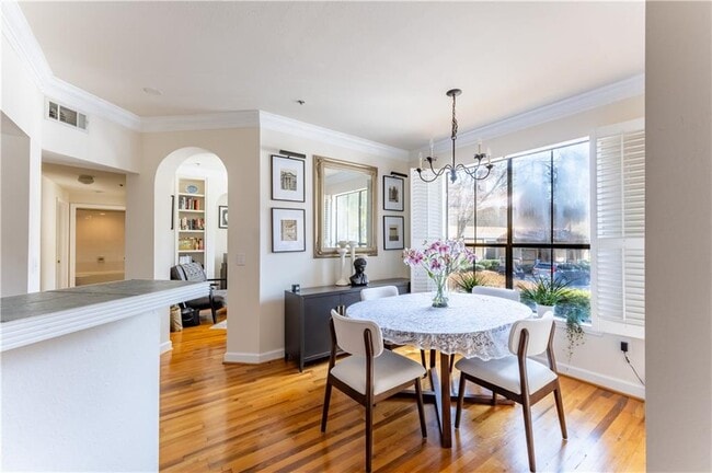 Building Photo - 3777 Peachtree Rd NE