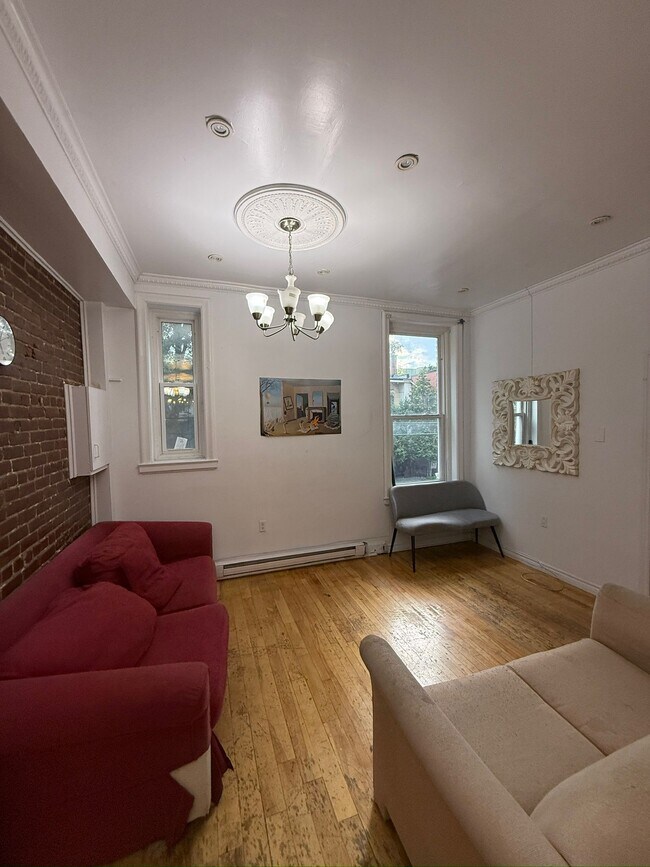 Photo du bâtiment - 3422 Rue Durocher