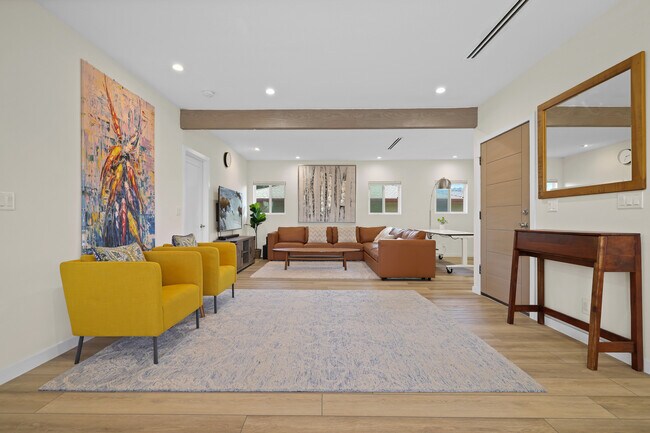 Foto del edificio - 3260 Drew St