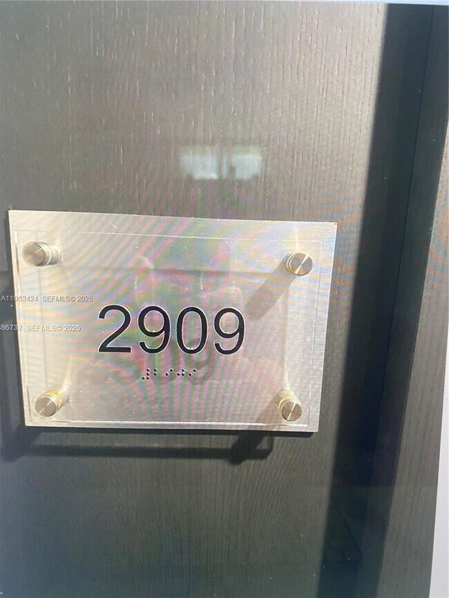 Building Photo - 1800 S Ocean Dr