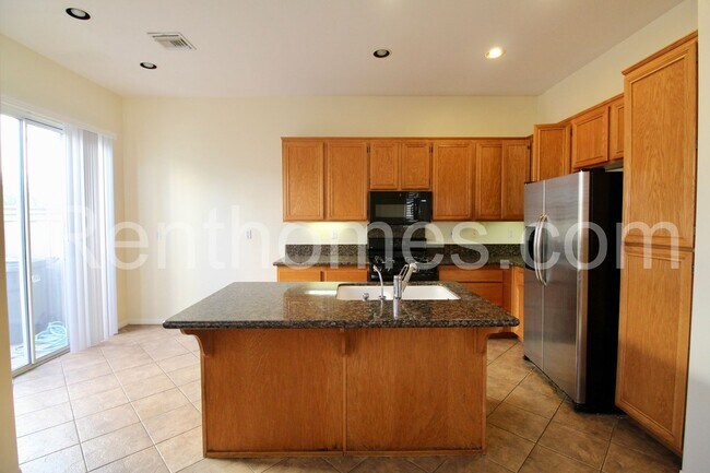 Building Photo - Scripps Ranch, 11635 Miro Cr, AC, Gas Log ...