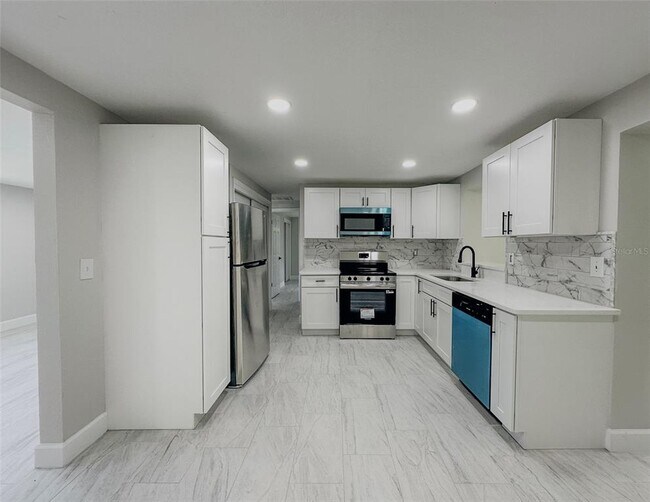 Building Photo - 4823 Aegean Ave