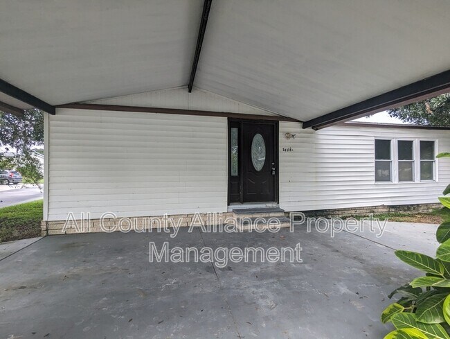 Foto del edificio - 34335 Lodge Dr