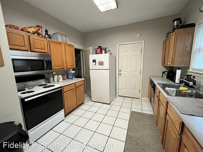 Building Photo - 2 br, 1 bath House - 846 S Pickwick - 846 ...