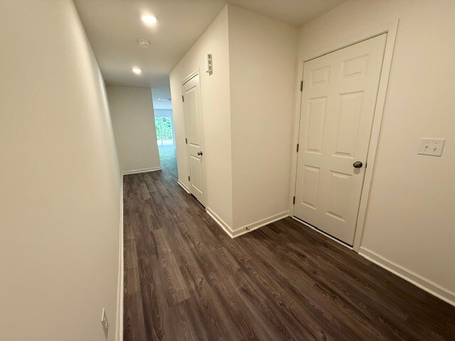 Foto del edificio - 2436 Brookville Dr