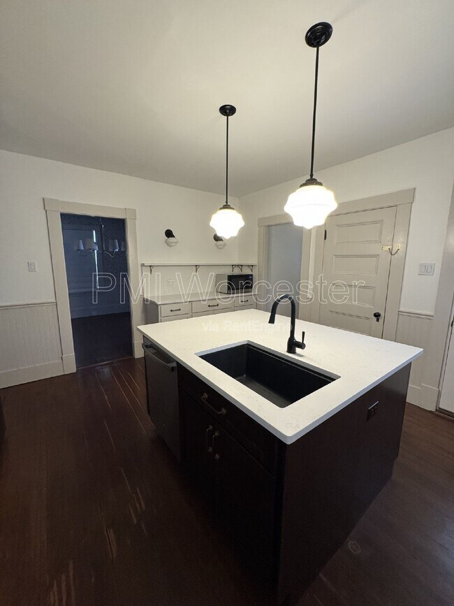 Foto del edificio - 161 Lincoln St