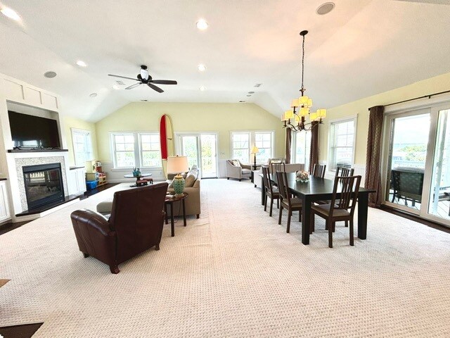 Gran salón - 112 Duck Ridge Village Ct