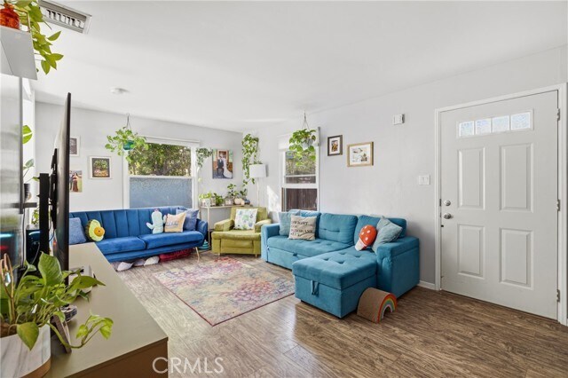 Foto del edificio - 274 W Laurel Ave