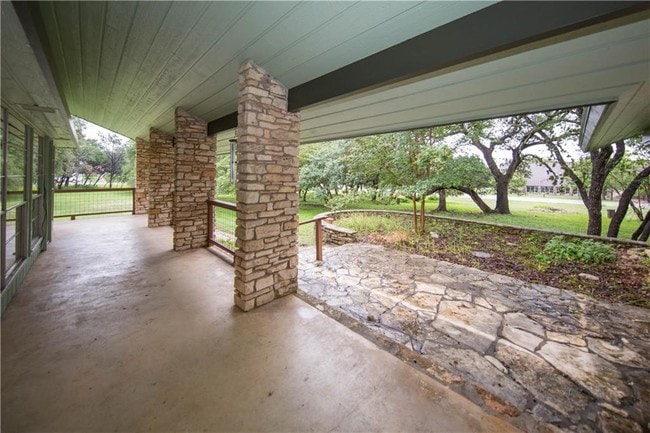 Building Photo - 14625 Ranch Rd 12