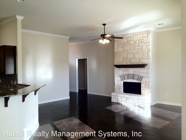 Building Photo - 2 br, 2 bath House - 625 Monticello Circle
