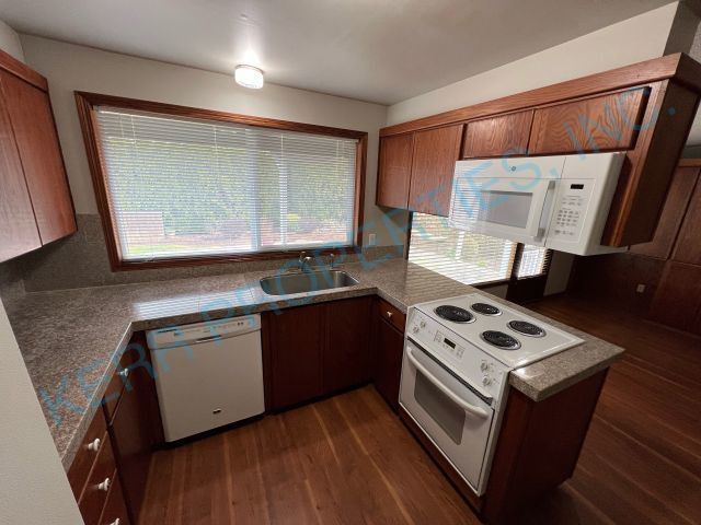 Foto del edificio - 3108 NE 140th Ave