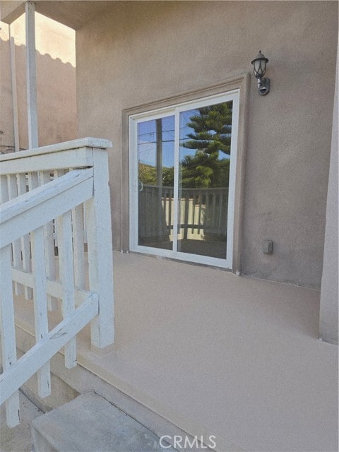 Building Photo - 515 S Helberta Ave