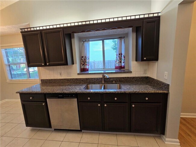 Foto del edificio - 3585 Plum Creek Trail NW