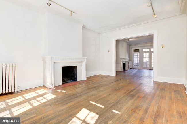 Building Photo - 1719 Lamont St NW