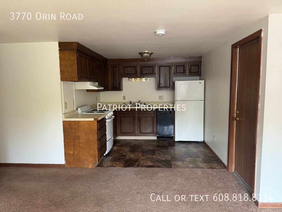 Primary Photo - 1 bed/1 bath plus den in Madison, WI!