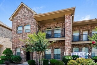 Building Photo - 4120 Comanche Dr