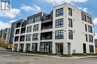 Building Photo - 101 Pinhey St