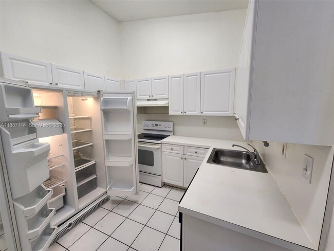 Foto del edificio - 7655 SW 153rd Ct