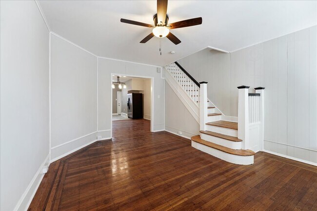 Building Photo - 5703 Willows Ave
