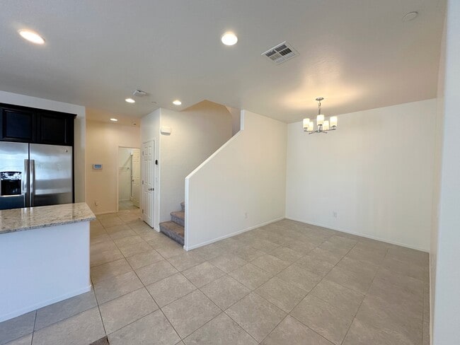Building Photo - 4566 Mansart Ct