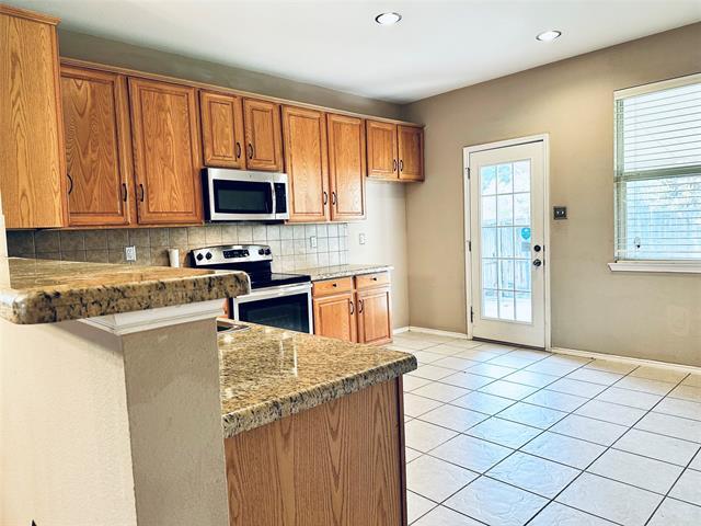 Foto del edificio - 6608 Charles Trail