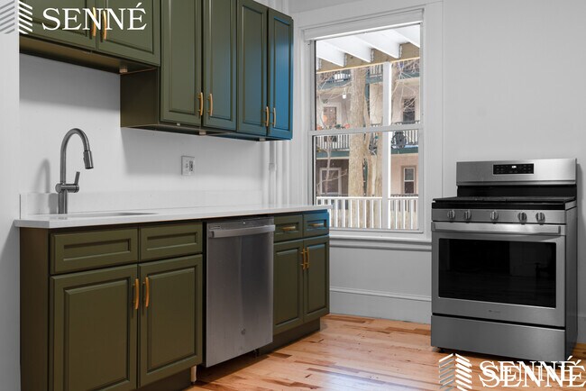 Building Photo - 21 Trowbridge St