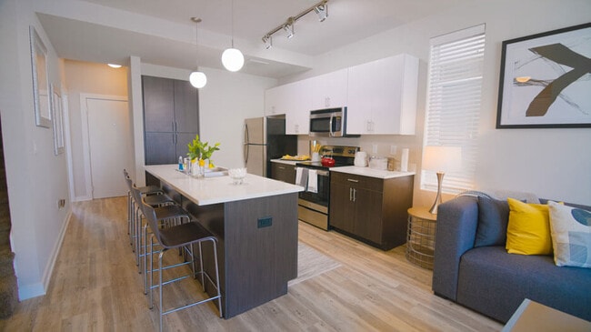 Building Photo - 882 S Modus Way