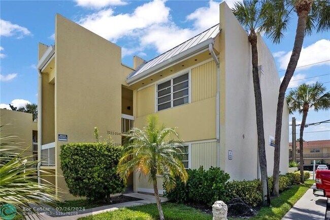 Foto del edificio - 2121 NE 36th St