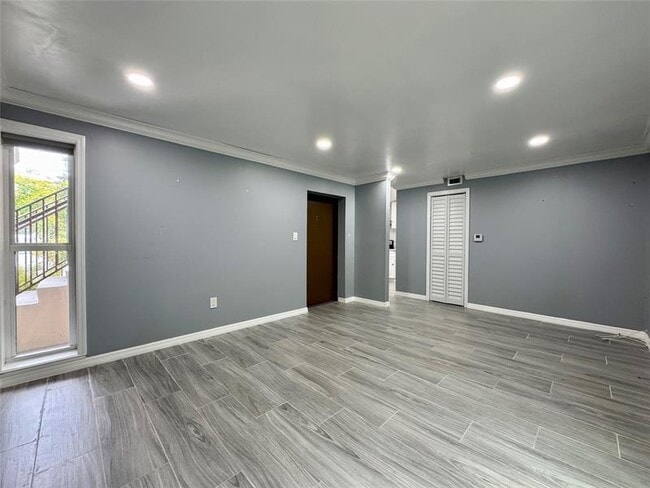 Foto del edificio - 1313 SW 8th Ct